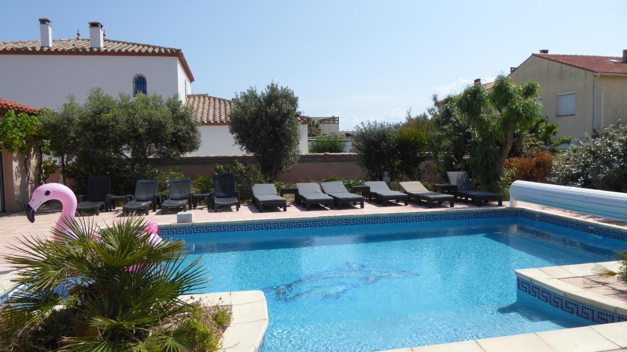 Les 2 Dauphins Apartment Le Barcares Exterior photo